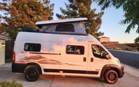 2025 Winnebago Solis National Park Edition