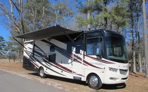 2015 Forest River RV Georgetown XL 334QSF
