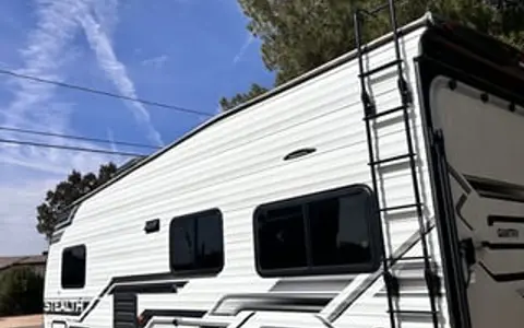 Friendly family toy hauler