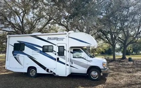 2022 Thor Motor Coach Freedom Elite 22HE
