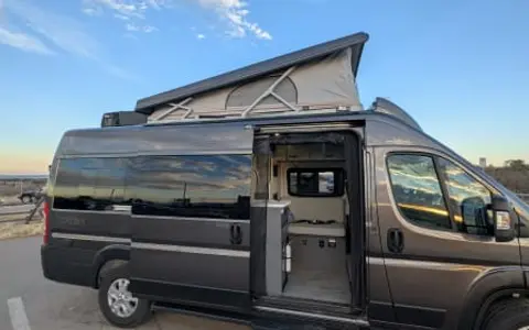 New 2024 Thor Dazzle. 9 seats, 6 with seatbelts, 5 sleeps + Starlnk Add Fee