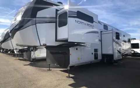 2022 Jayco North Point MUST SEE!