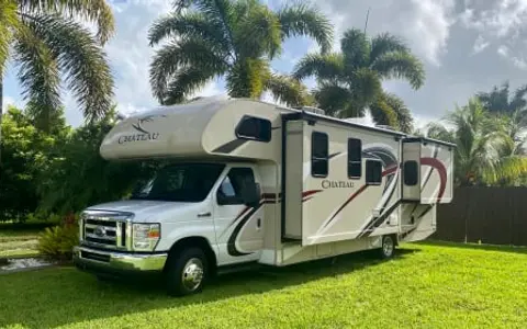 2018 Thor Motor Chateau 29G beauty