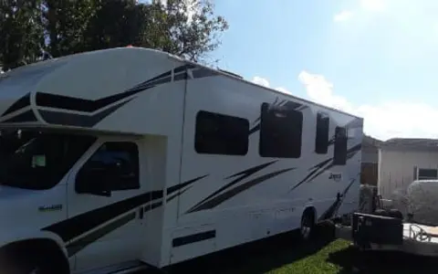 "Dawg House on Wheels" #1 - 200 miles per day!