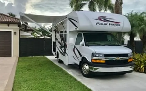 2021 Thor Motor Coach Four Winds 22E