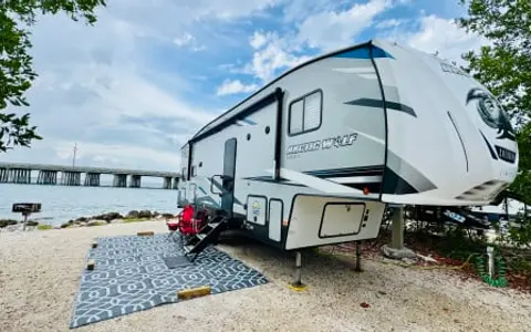 2022 Arctic Wolf 287BH