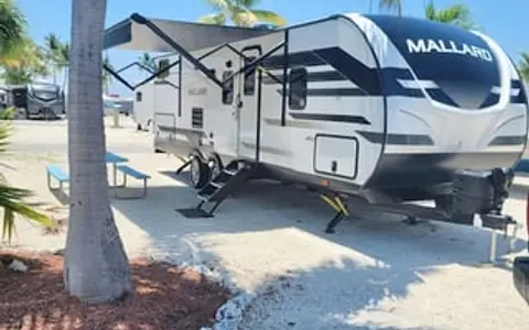 2022 Mallard King Bed