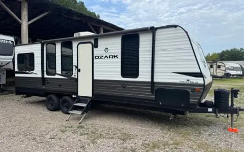 2022 FOREST RIVER OZARK 2500TH TOY HAULER (#16)