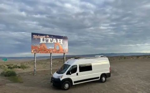 * OFF GRID CAPABLE* 200 MILES PER DAY-- NO GENERATOR NEEDED