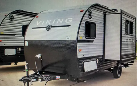 2021 Viking 2  BHS 1-Slide ultra lite Vacation on Wheels