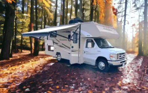 2017 Winnebago Minnie Winnie 22R