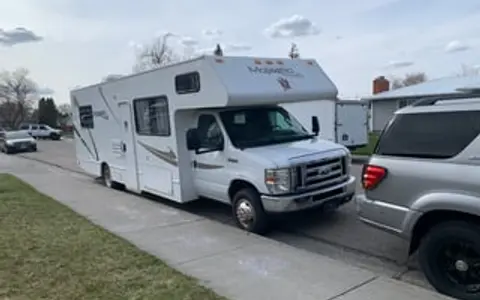 2009 Thor Motor Coach Four Winds Majestic
