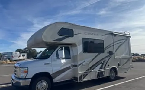 2019 Thor Chateau 22B • Low Miles • Dual Cameras