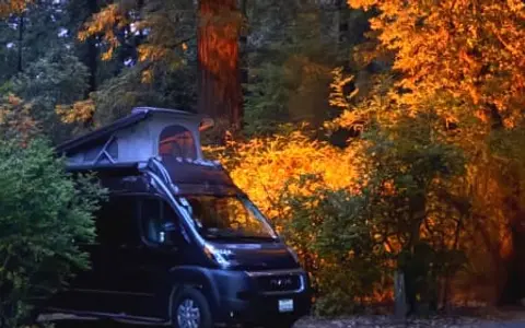 Pop-Up Campervan- Sleeps 4