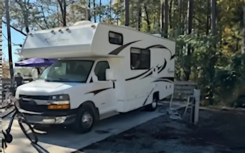 The Rolling Retreat RV
