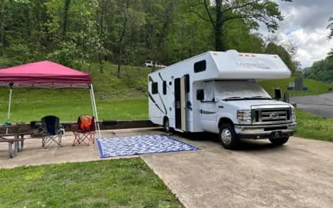 "Erwin" - 2019 Thor Majestic in East TN