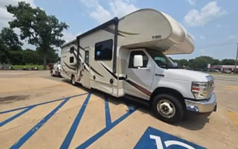 Meet Champy! A Kid and Pet Friendly RV