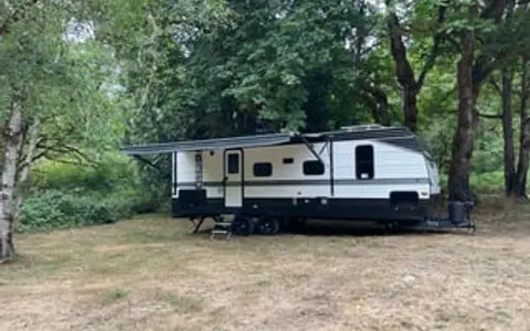 ( the traveler) Keystone Hideout 250BH