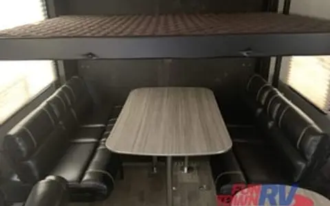 2018 Dutchmen RV Endurance 3006