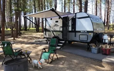 2024 Jayco- Perfect Size for a Couple
