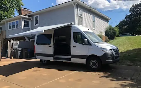 Seaman Sprinter 19 foot van Class B