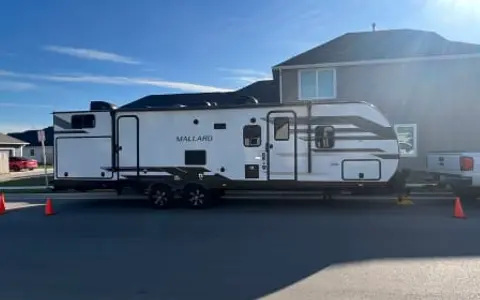 Ultimate Family Fun 2021 Heartland Mallard with Customizable Bunk room