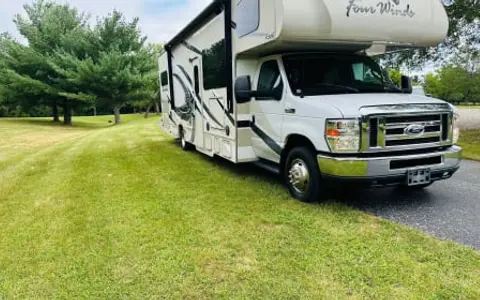 Thor Motor Coach Four Winds Class C