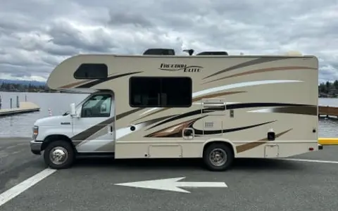 2017 Thor Freedom Elite 23H