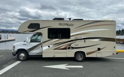 2017 Thor Motor Coach Freedom Elite 23H