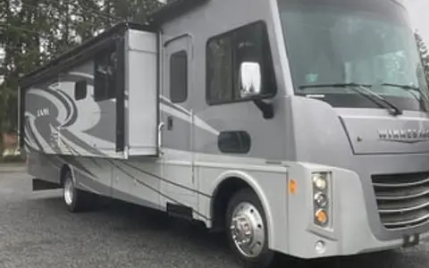 2017 Winnebago Sunova 36Z