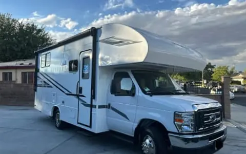 2025 JAYCO REDHAWK SE 22' CLASS C MOTORHOME