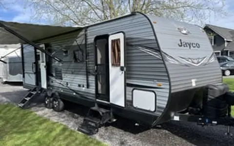 Jayflight 30' Bunkhouse