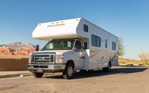 2020 Winnebago Minnie Winnie  31f - w/ Starlink