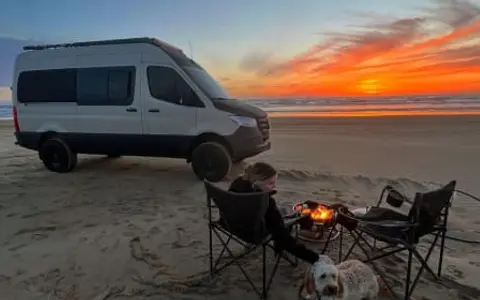 2021 4x4 Mercedes Sprinter Camper Van !