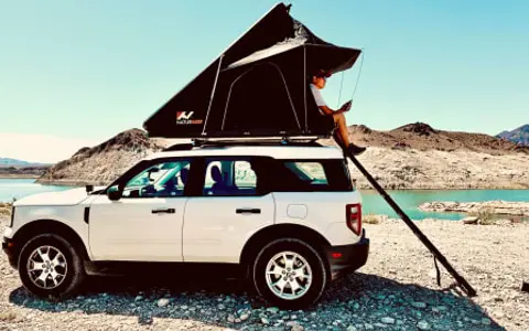 Fully Stocked 4x4 Sleeps upto 4 Diesel Heater + Starlink available (1)