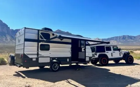 Adventure Awaits!! 2023 Riverside Retro 190BH sleeps 5