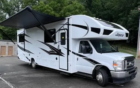 'TIMMY' 2024 JAYCO Bunkhouse Family RV Rental