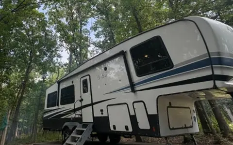 Keystone Arcadia 3250RL
