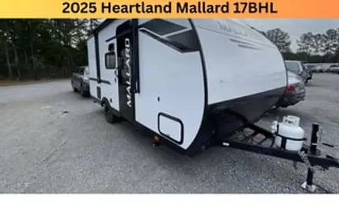 2025 Heartland Mallard - Self tow w/ Bunk beds