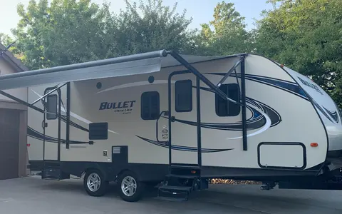 Good Times Await! - Keystone Bullet 247BHSE  Bunkhouse (half ton towable) - Delivery Available