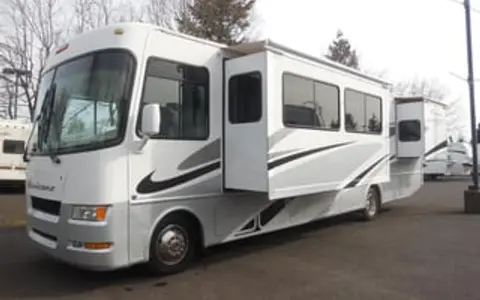 2008 Four Winds RV Hurricane 34B