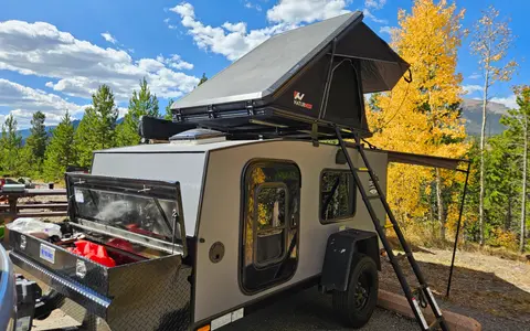Adventure Off-Grid with Escapade Ridge Teardrop Trailer and Rooftop Tent