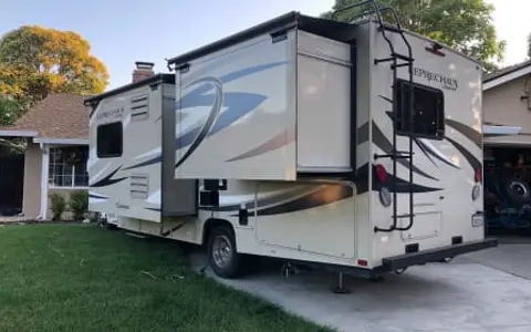 TomTom 2015 Coachmen Leprechaun