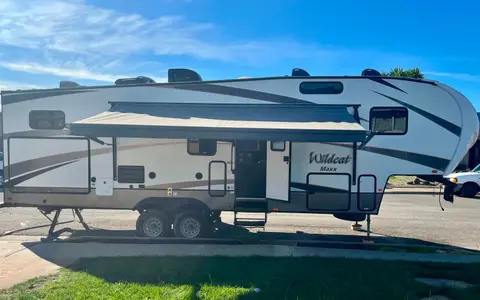 Justin's bunkhouse Forest River Wildcat maxx Fifth Wheel