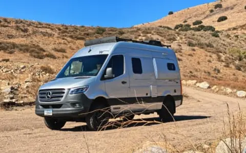 Mercedes Revel Sprinter Van 4x4