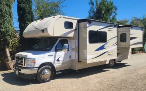 Kalamar! Quick Response - 26ft Winnebago Minnie Winnie