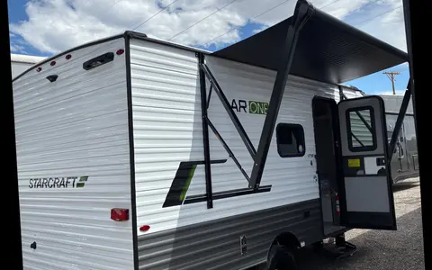 Jayco StarCraft Autumn Ridge 177 BH Travel TrailerOn the
