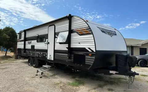 2022 Forest River Wildwood X-Lite 33' Bumper Pull