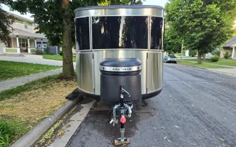 Comfy Airstream Basecamp 20X for 4