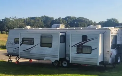 RV RETREATS 2009 Jayco flight